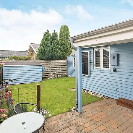 Hébergement de vacances 2 Person In *